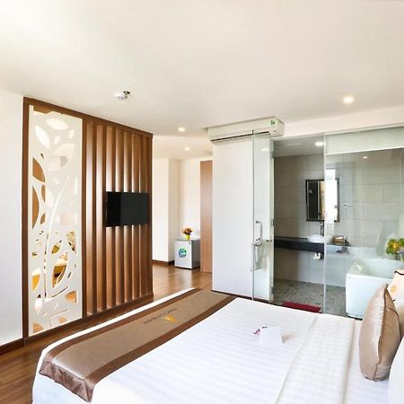 Ngoc Lan Hotel Da Nang Exterior photo